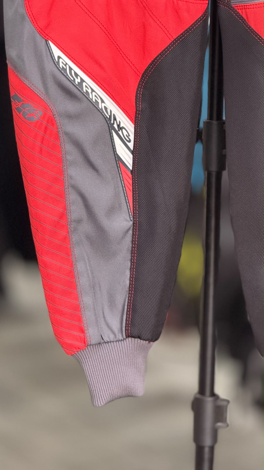 FLY RACING MX PANT SIZE 30 WAIST - Image 3