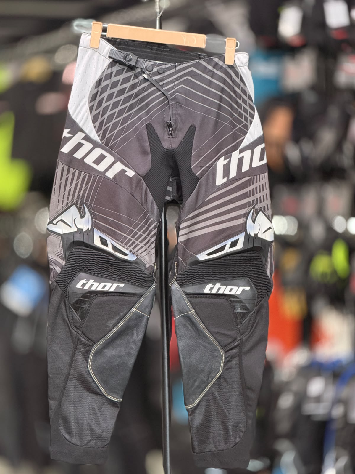 THOR MX PANT SIZE 32 WAIST