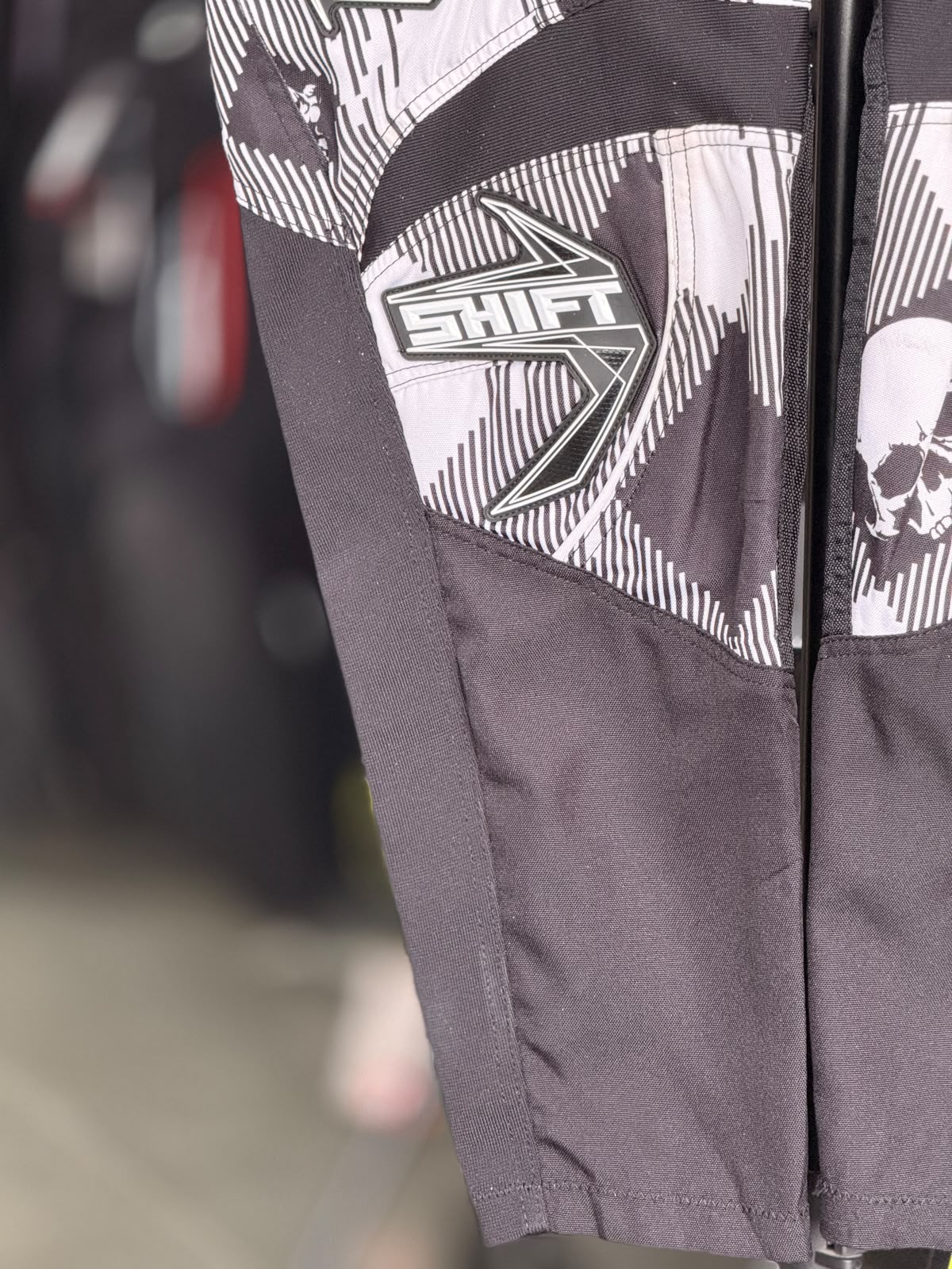 SHIFT MX PANT SIZE 34 WAIST - Image 4