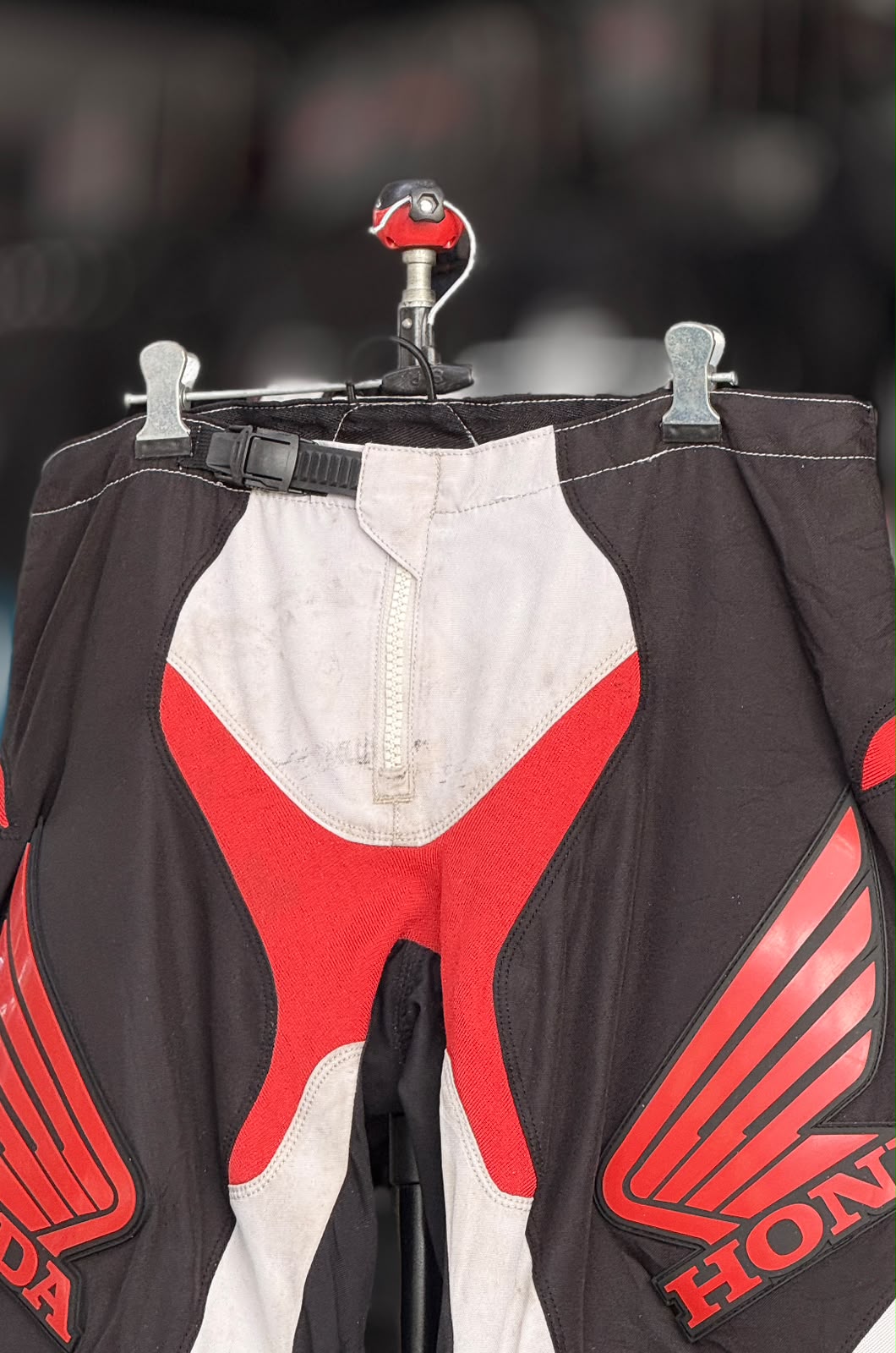 HONDA MX PANT SIZE 34 WAIST - Image 4