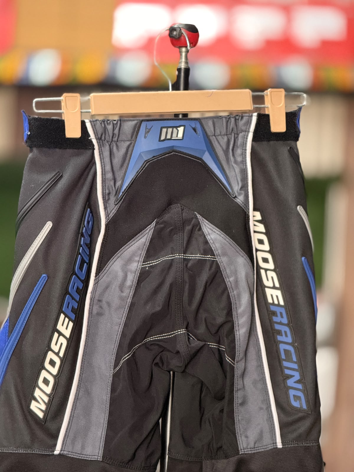 MOOSE RACING MX PANT SIZE 28 WAIST - Image 2