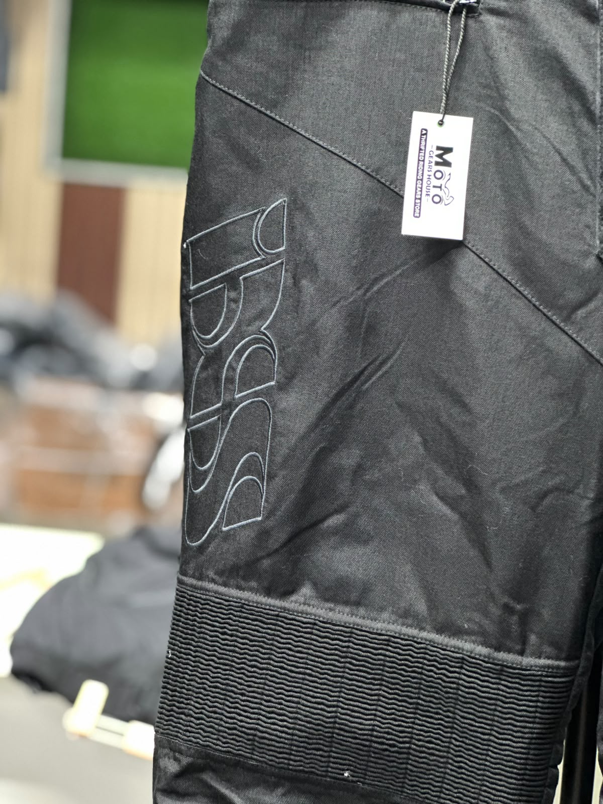 IXS TOURING RIDING PANT WITH LEVEL 2 PROTECTION SIZE 42 WAIST - Image 4