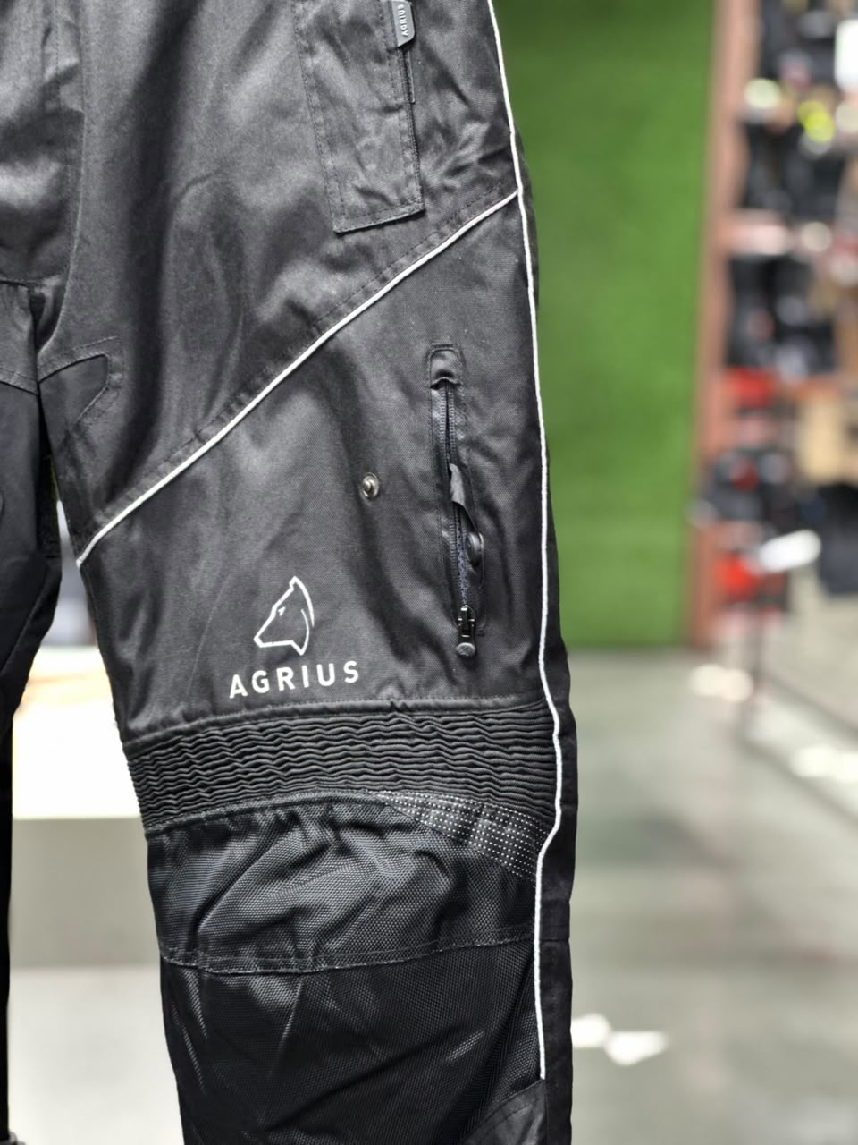 AGIRUS TOURING RIDING PANT WITH LEVEL 2 PROTECTION SIZE 40 WAIST - Image 4