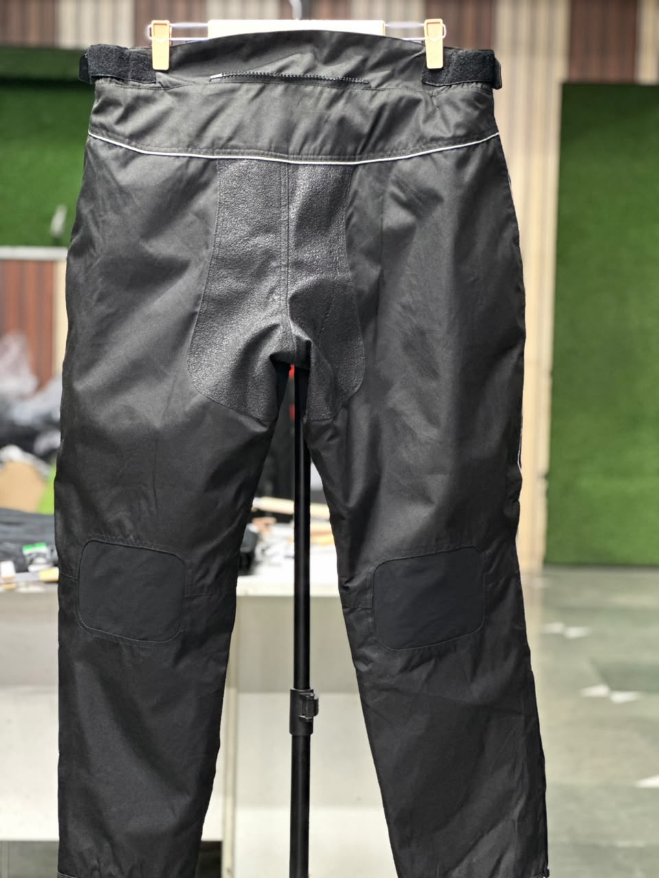 AGIRUS TOURING RIDING PANT WITH LEVEL 2 PROTECTION SIZE 40 WAIST - Image 3