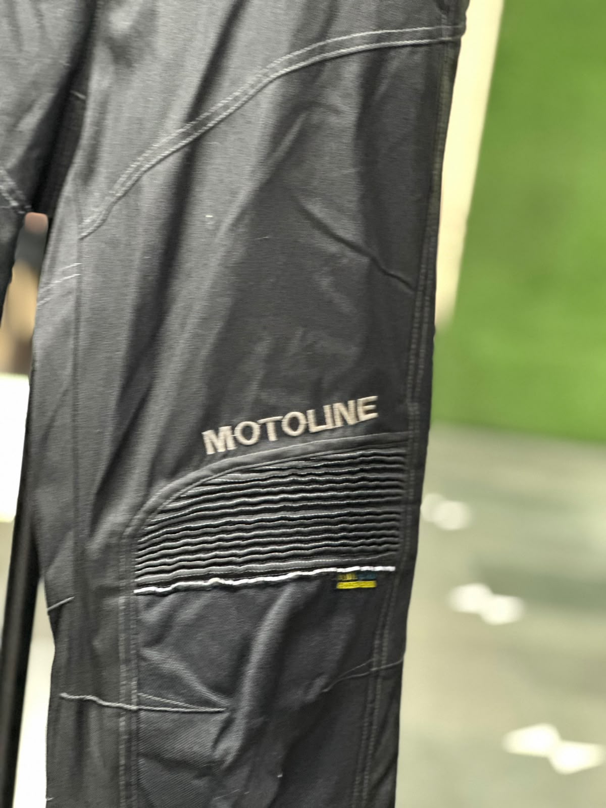 MOTOLINE TOURING RIDING PANT WITH LEVEL 2 PROTECTION SIZE 38 WAIST - Image 4