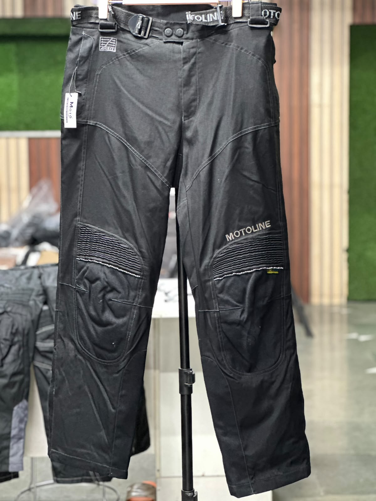 MOTOLINE TOURING RIDING PANT WITH LEVEL 2 PROTECTION SIZE 38 WAIST
