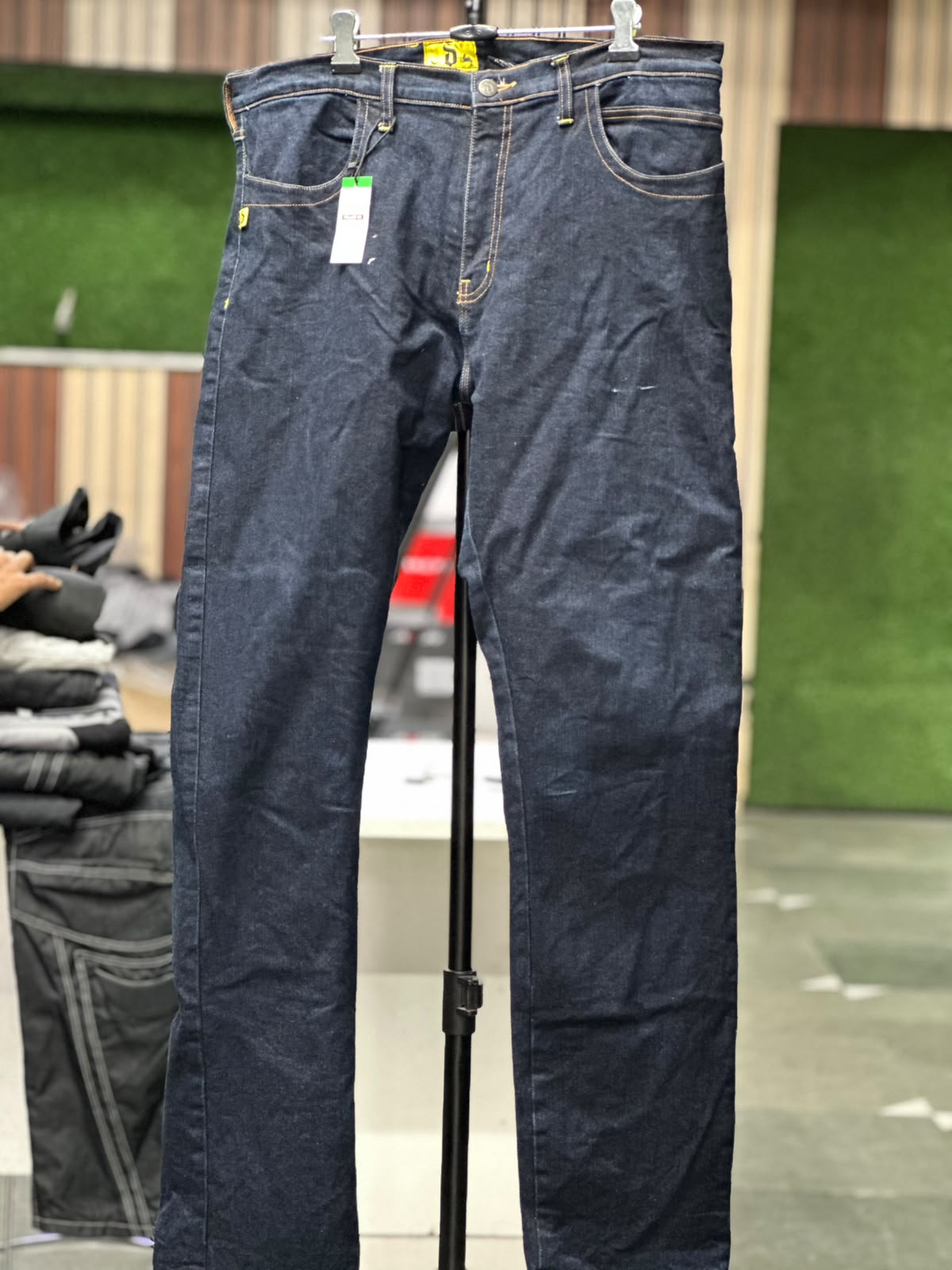 CRANE TOURING RIDING DENIM WITH LEVEL 2 PROTECTION SIZE 36 WAIST