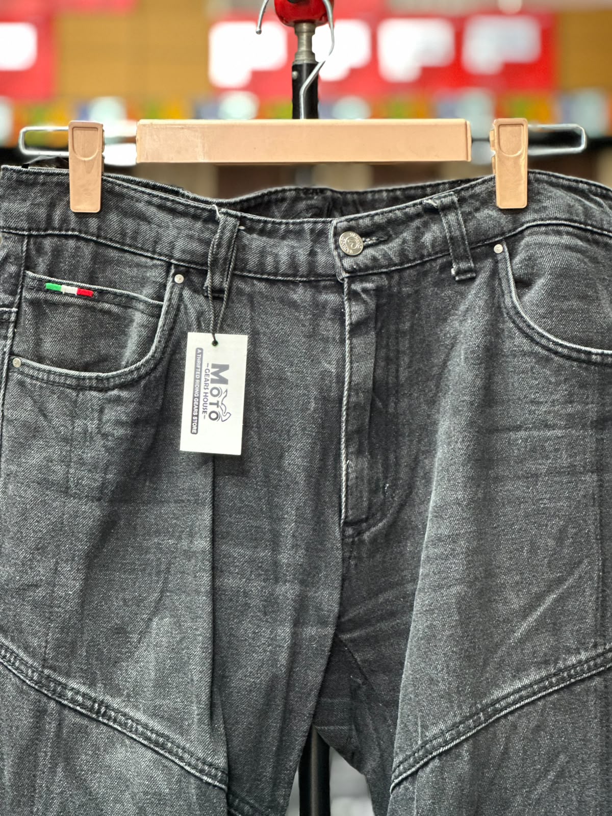 VANUCCI TOURING RIDING DENIM WITH LEVEL 2 PROTECTION SIZE 36 WAIST - Image 4