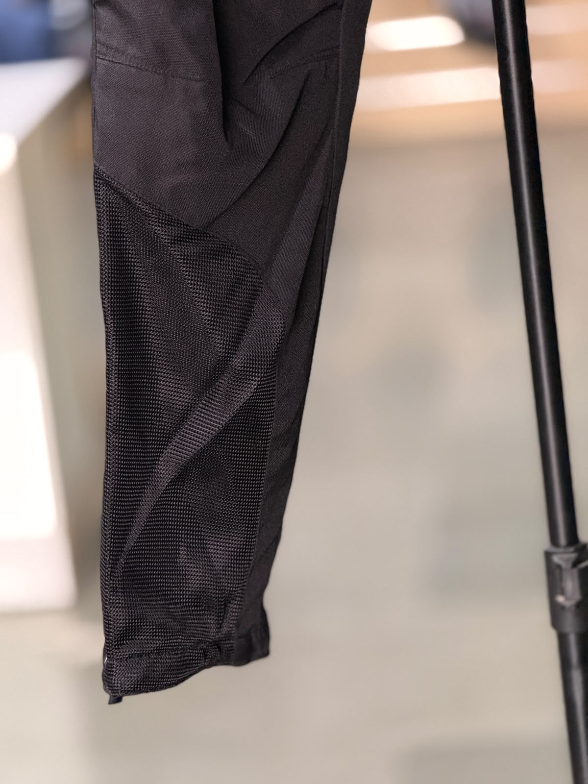 KOMINE RIDING PANT WITH LEVEL 2 PROTECTION SIZE 30 WAIST - Image 3