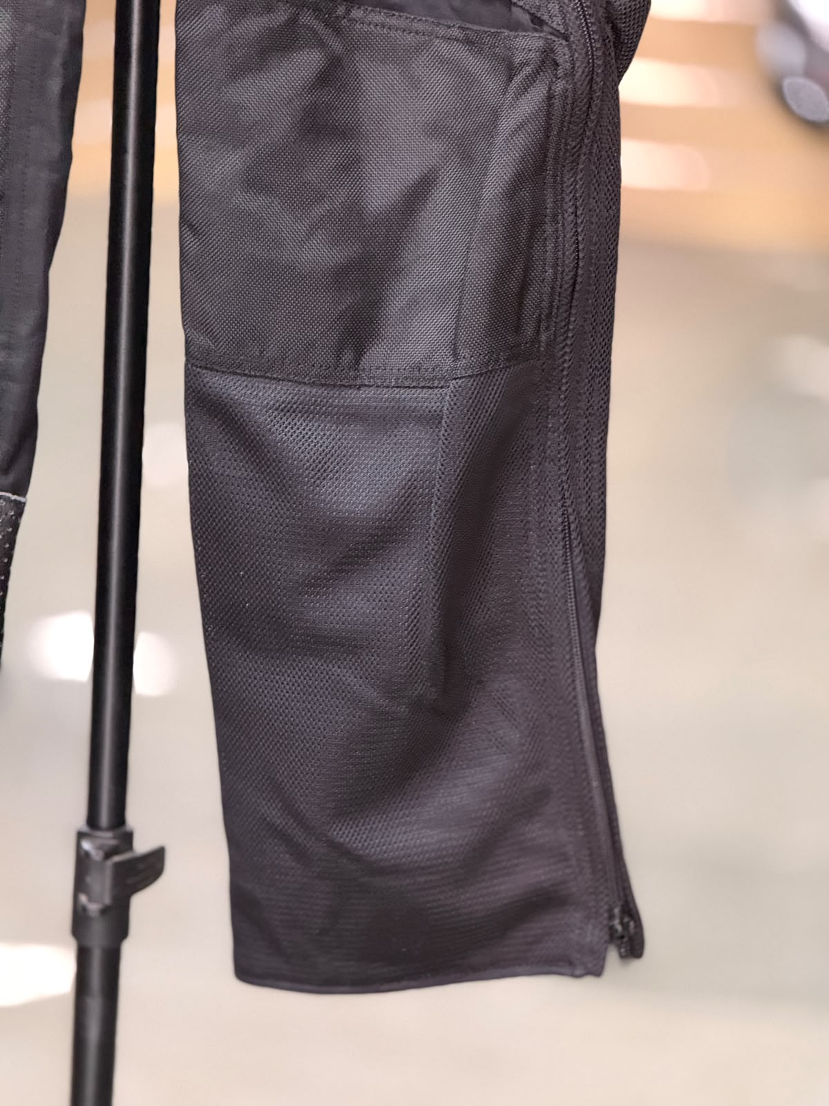 ALPINESTAR TOURING RIDING PANT WITH LEVEL 2 PROTECTION SIZE 32 WAIST - Image 2