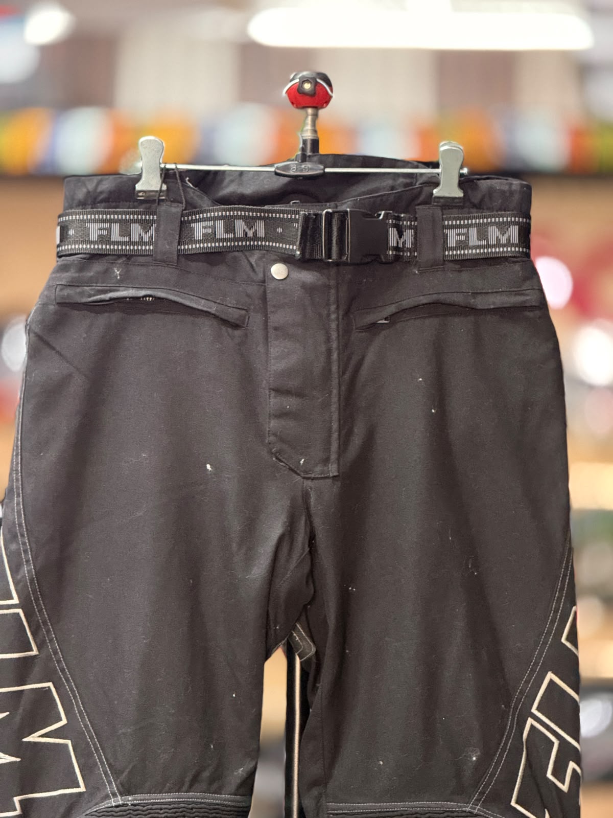 FLM TOURING RIDING PANT WITH LEVEL 2 PROTECTION SIZE 32 WAIST - Image 2