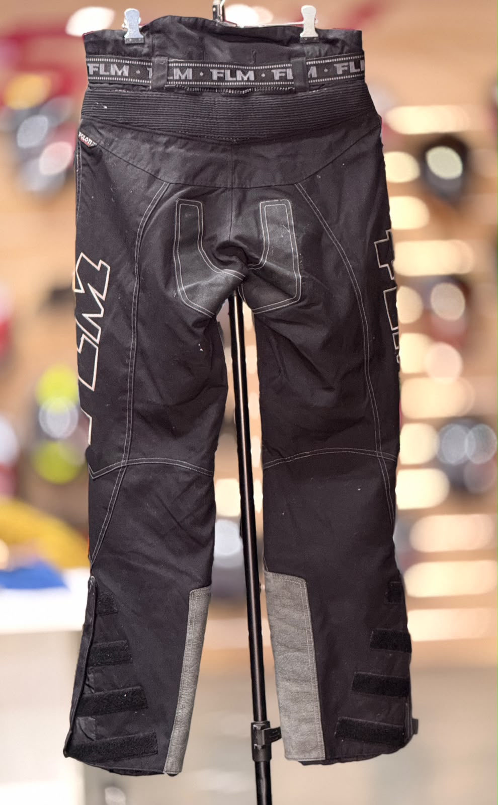 FLM TOURING RIDING PANT WITH LEVEL 2 PROTECTION SIZE 32 WAIST - Image 5