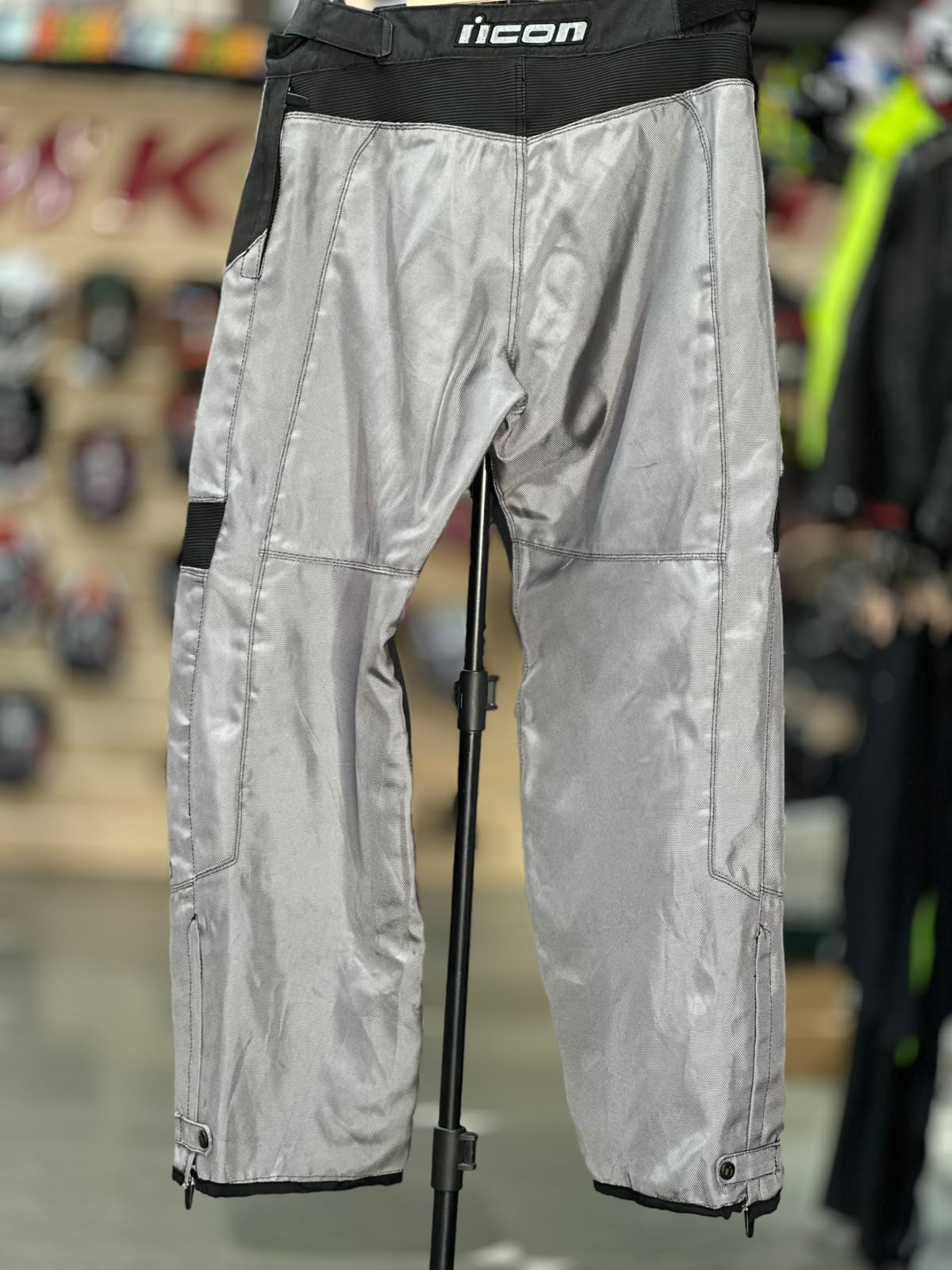 ICON TOURING RIDING PANT WITH LEVEL 2 PROTECTION SIZE 34 WAIST - Image 3