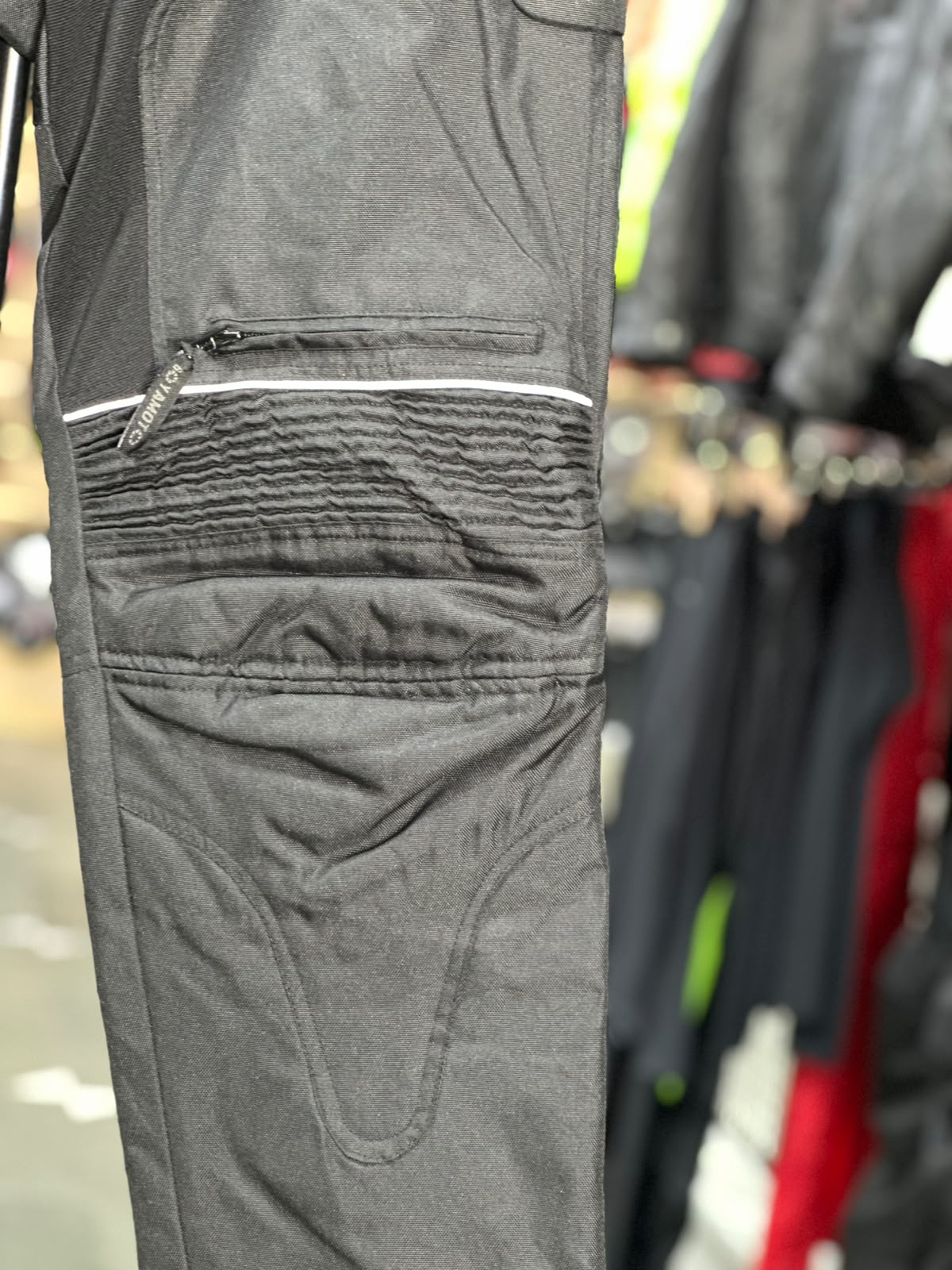GOYAMOTO TOURING RIDING PANT WITH LEVEL 2 PROTECTION SIZE 34 WAIST - Image 3