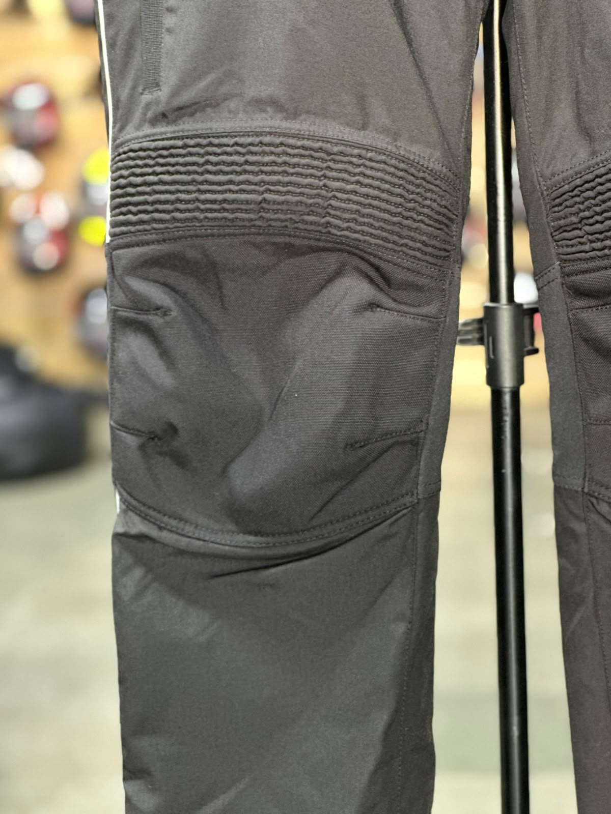 TOURING RIDING PANT WITH LEVEL 2 PROTECTION SIZE 34 WAIST - Image 4