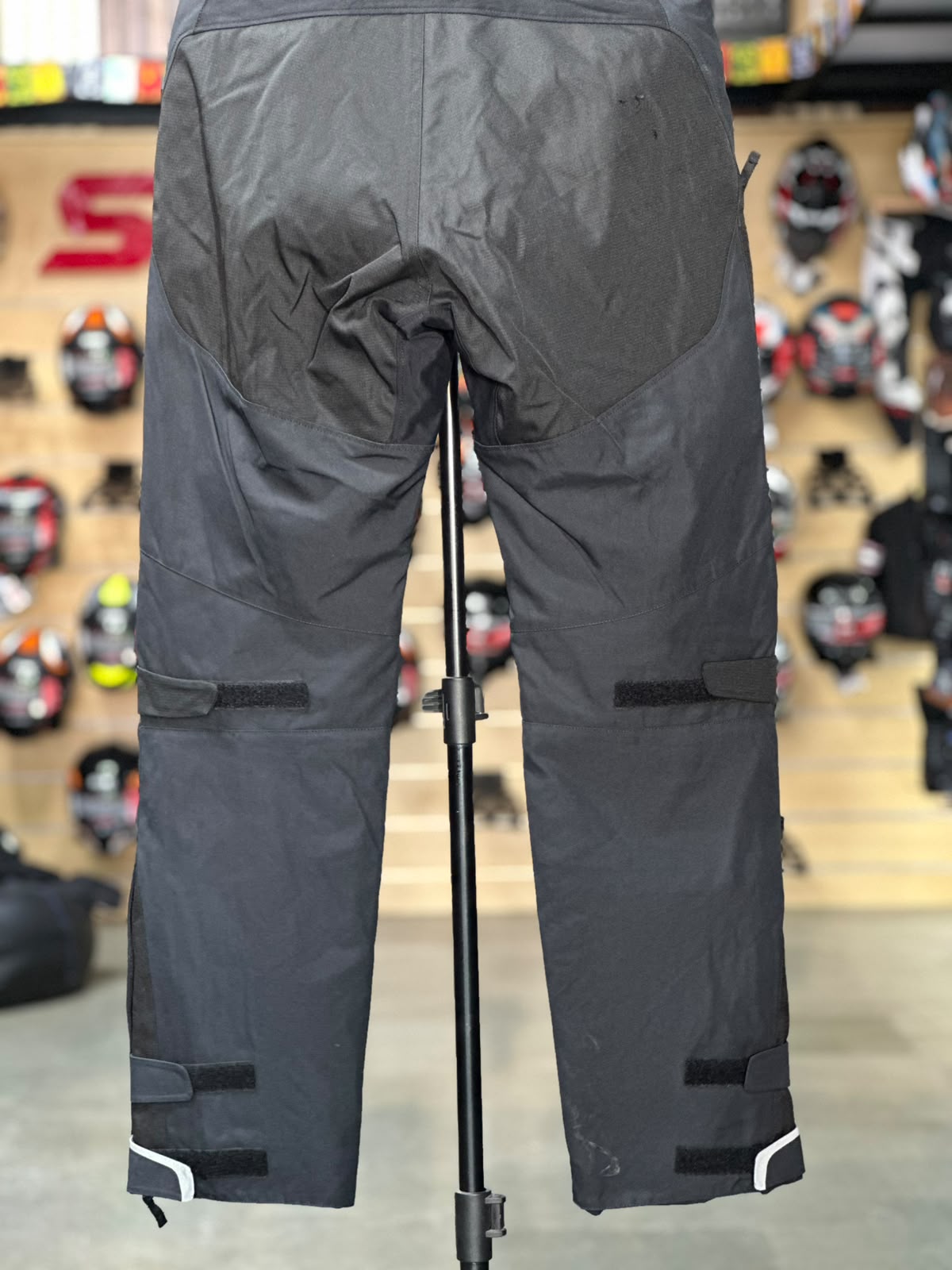 ALPINESTAR TOURING RIDING PANT WITH LEVEL 2 PROTECTION SIZE 34 WAIST - Image 3