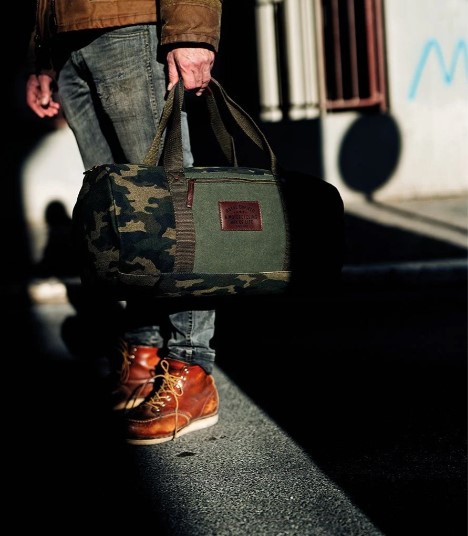 Royal Enfield Duffle Bag Camo Olive - Image 3