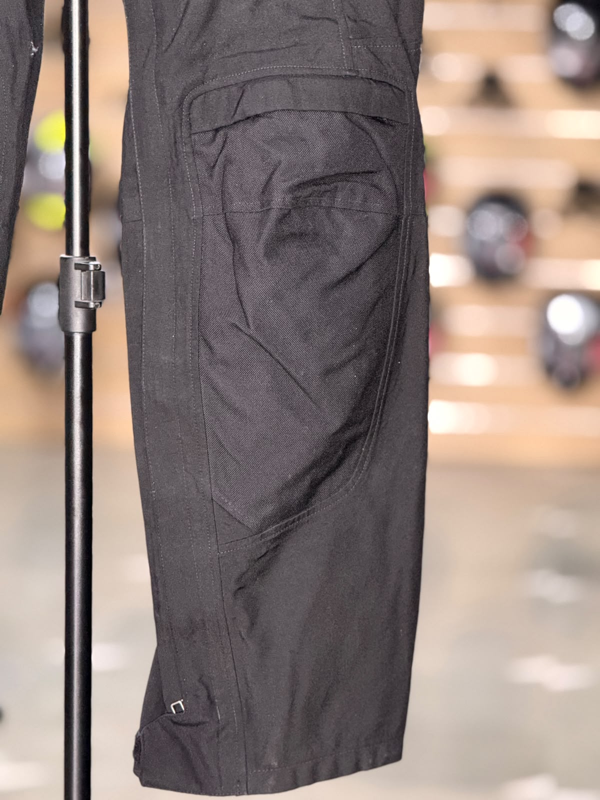 REVIT TOURING RIDING PANT WITH LEVEL 2 PROTECTION SIZE 36 WAIST - Image 3