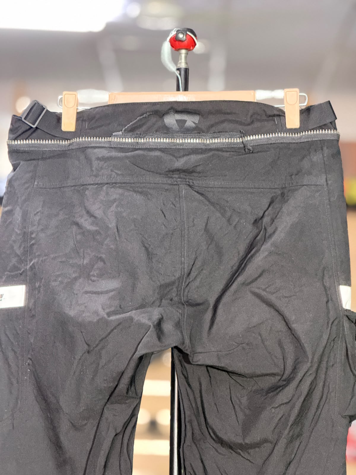 REVIT TOURING RIDING PANT WITH LEVEL 2 PROTECTION SIZE 36 WAIST - Image 5