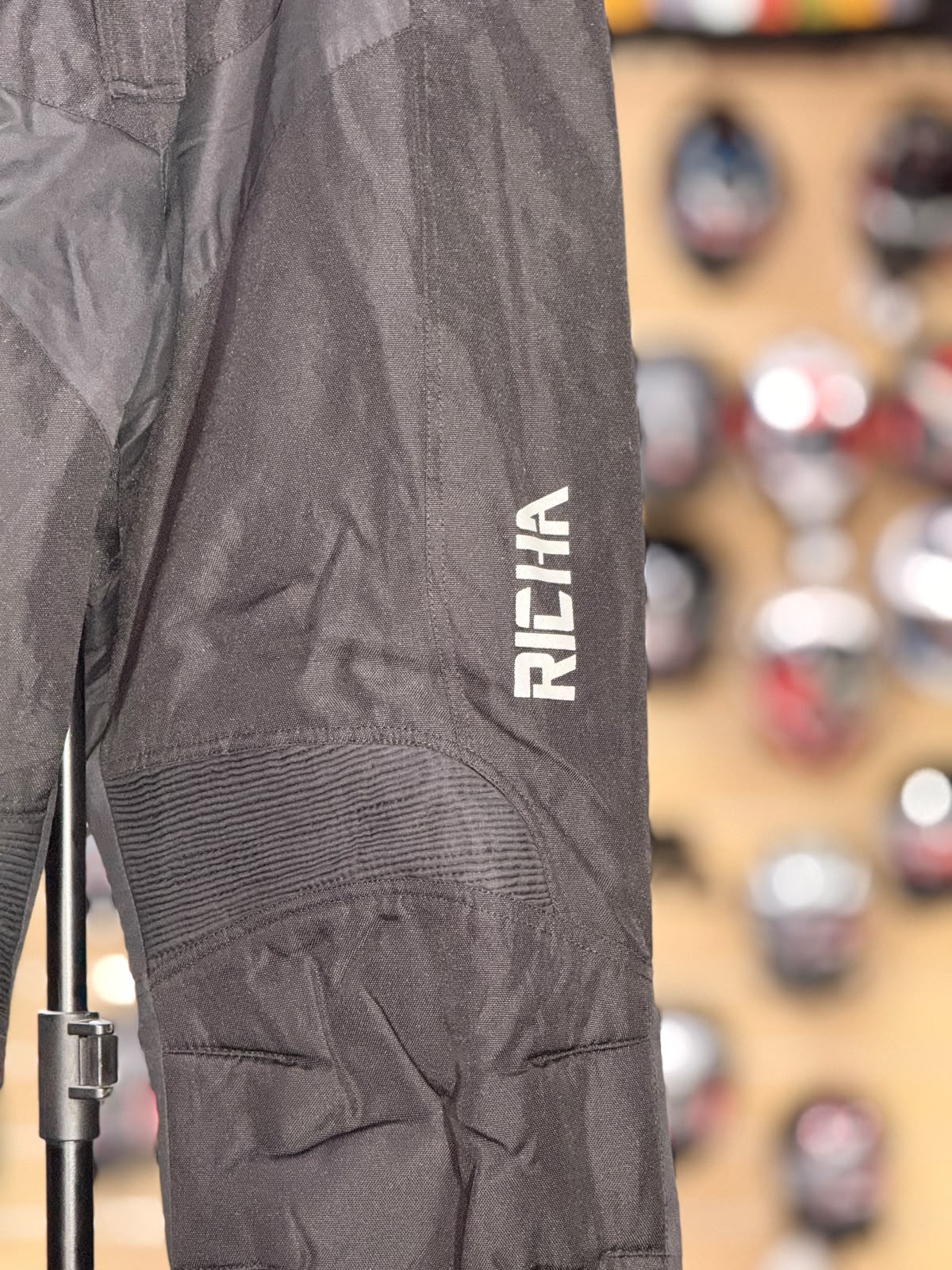 RICHA TOURING RIDING PANT WITH LEVEL 2 PROTECTION SIZE 38 WAIST - Image 2