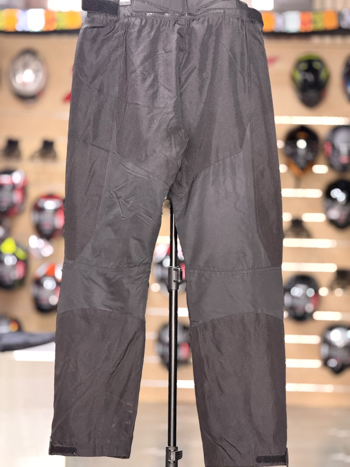 RICHA TOURING RIDING PANT WITH LEVEL 2 PROTECTION SIZE 38 WAIST - Image 4