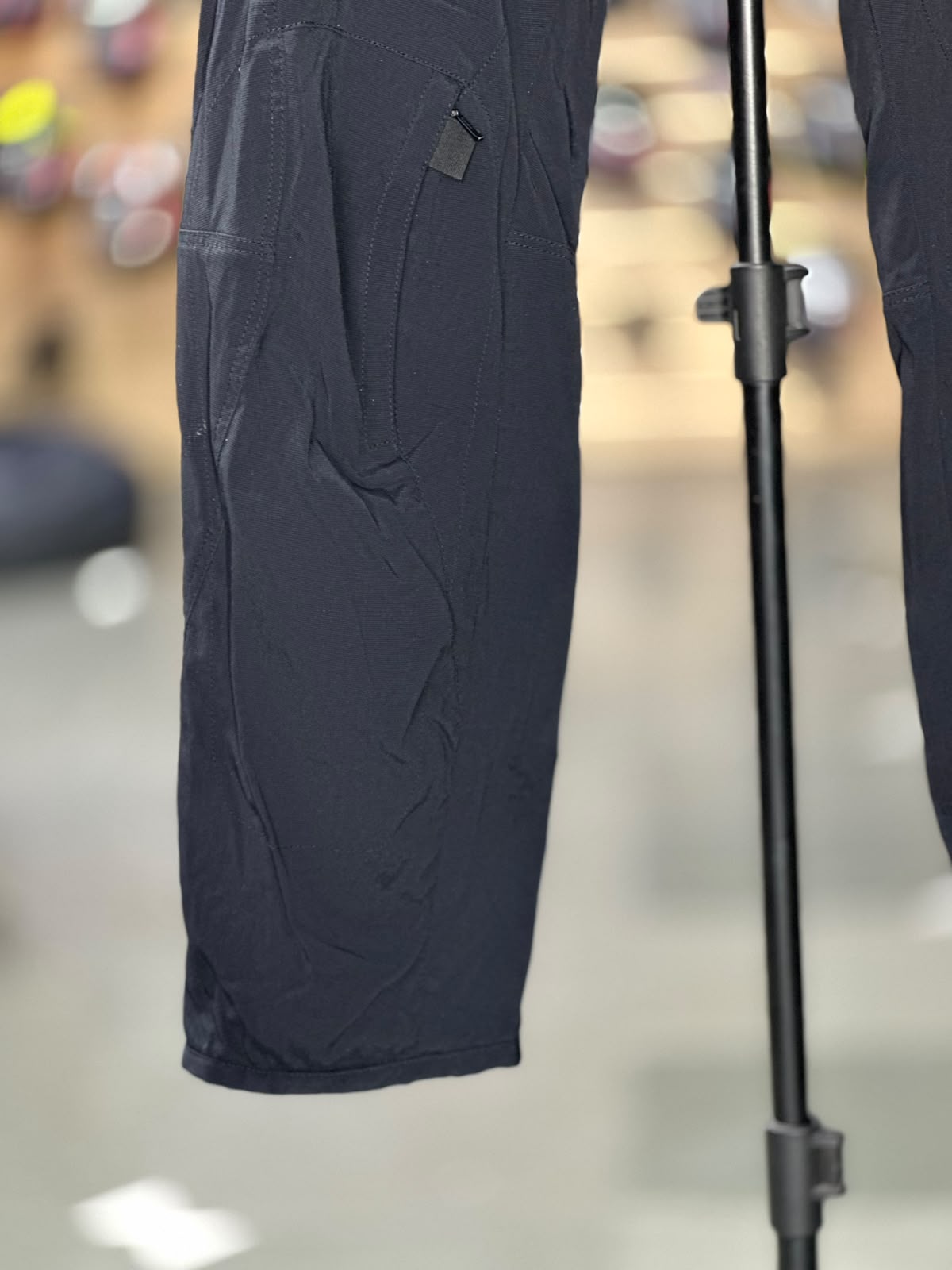 DAINESE TOURING RIDING PANT WITH LEVEL 2 PROTECTION SIZE 32 WAIST - Image 4