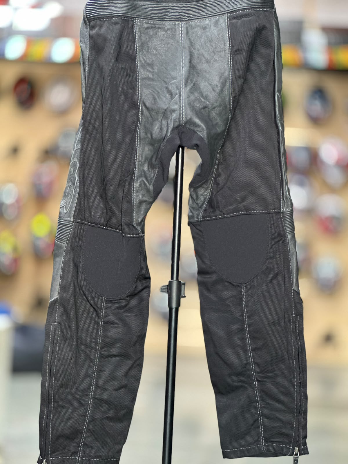 SPIDI TOURING RIDING PANT WITH LEVEL 2 PROTECTION SIZE 30 WAIST - Image 4
