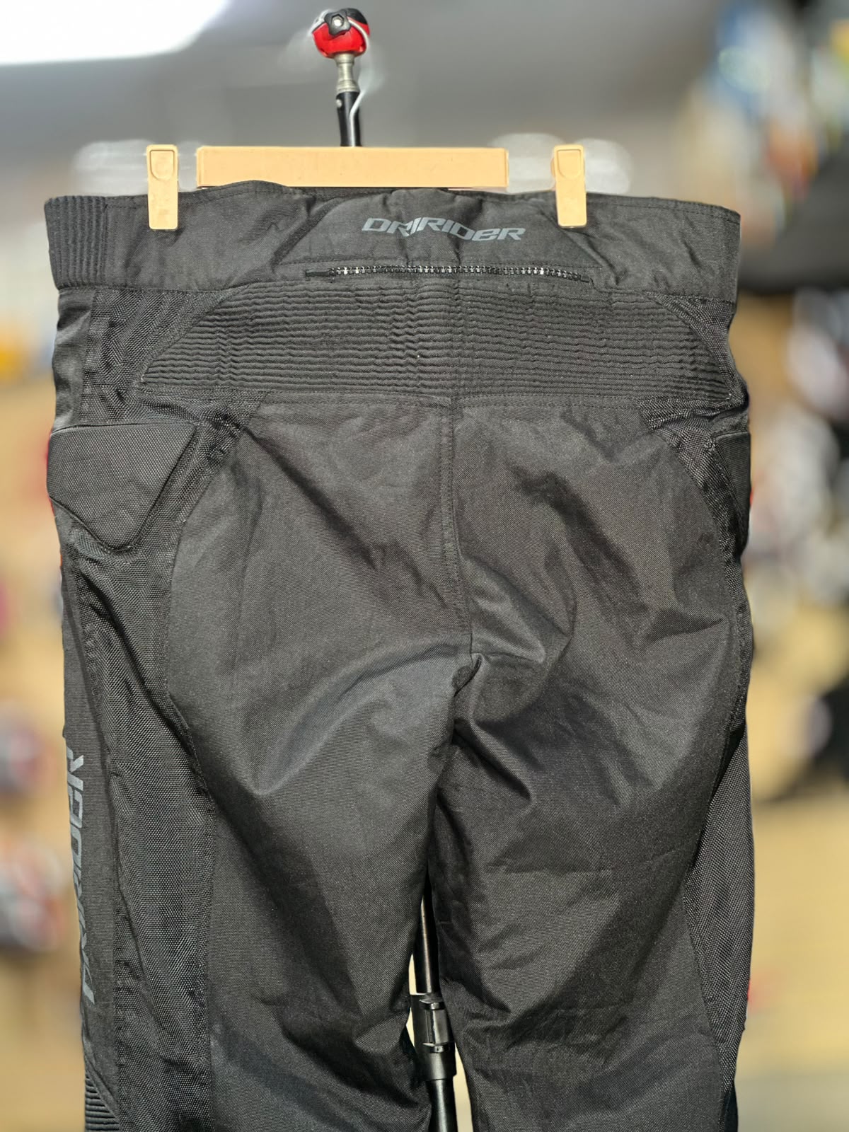 DRI-RIDER TOURING RIDING PANT WITH LEVEL 2 PROTECTION SIZE 36 WAIST - Image 6