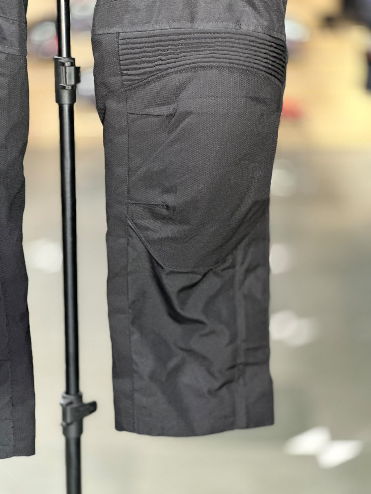 RST TOURING RIDING PANT WITH LEVEL 2 PROTECTION SIZE 36 WAIST - Image 2