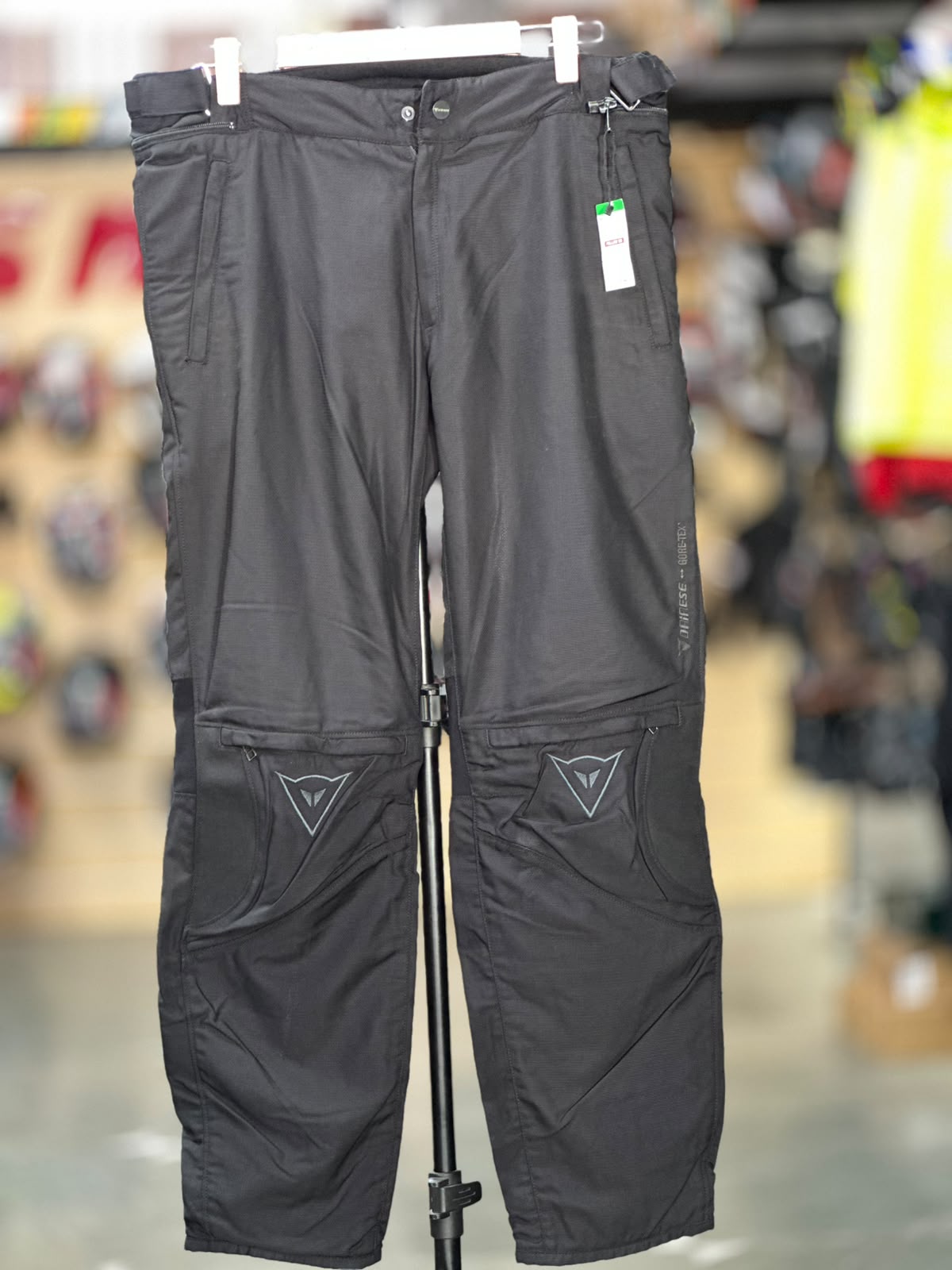 DAINESE TOURING RIDING PANT WITH LEVEL 2 PROTECTION SIZE 36 WAIST
