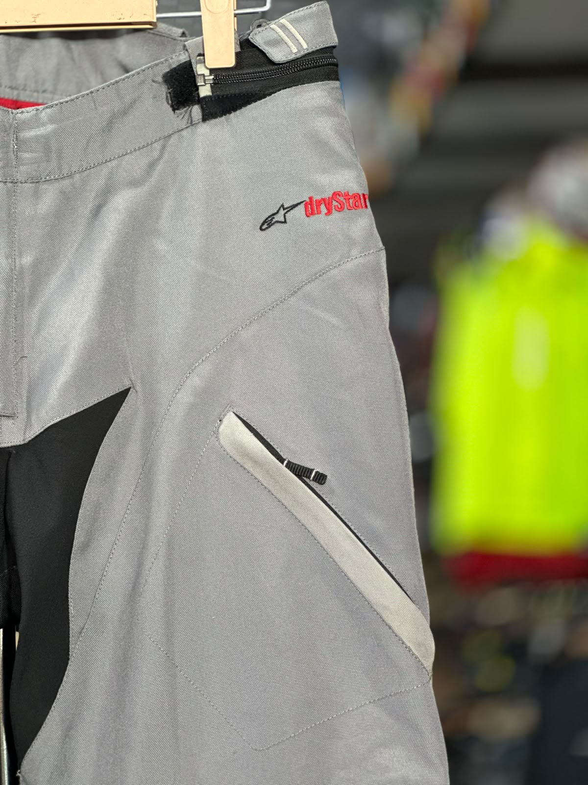 ALPINESTAR TOURING RIDING PANT WITH LEVEL 2 PROTECTION SIZE 36 WAIST - Image 3
