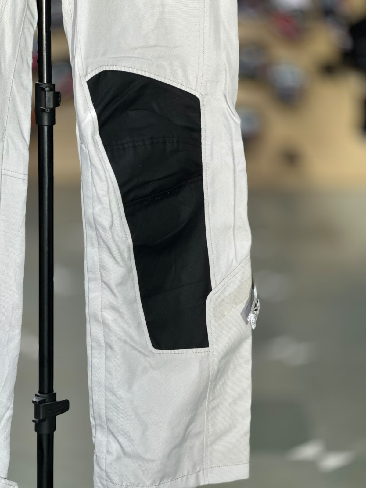 REVIT TOURING RIDING PANT WITH LEVEL 2 PROTECTION SIZE 36 WAIST - Image 3