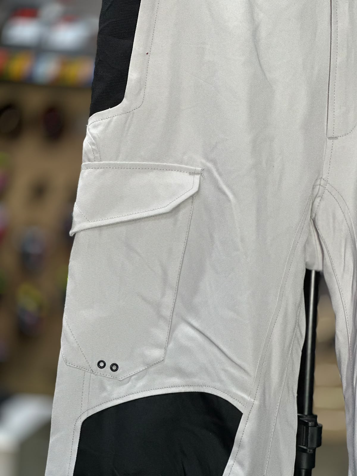 REVIT TOURING RIDING PANT WITH LEVEL 2 PROTECTION SIZE 36 WAIST - Image 2