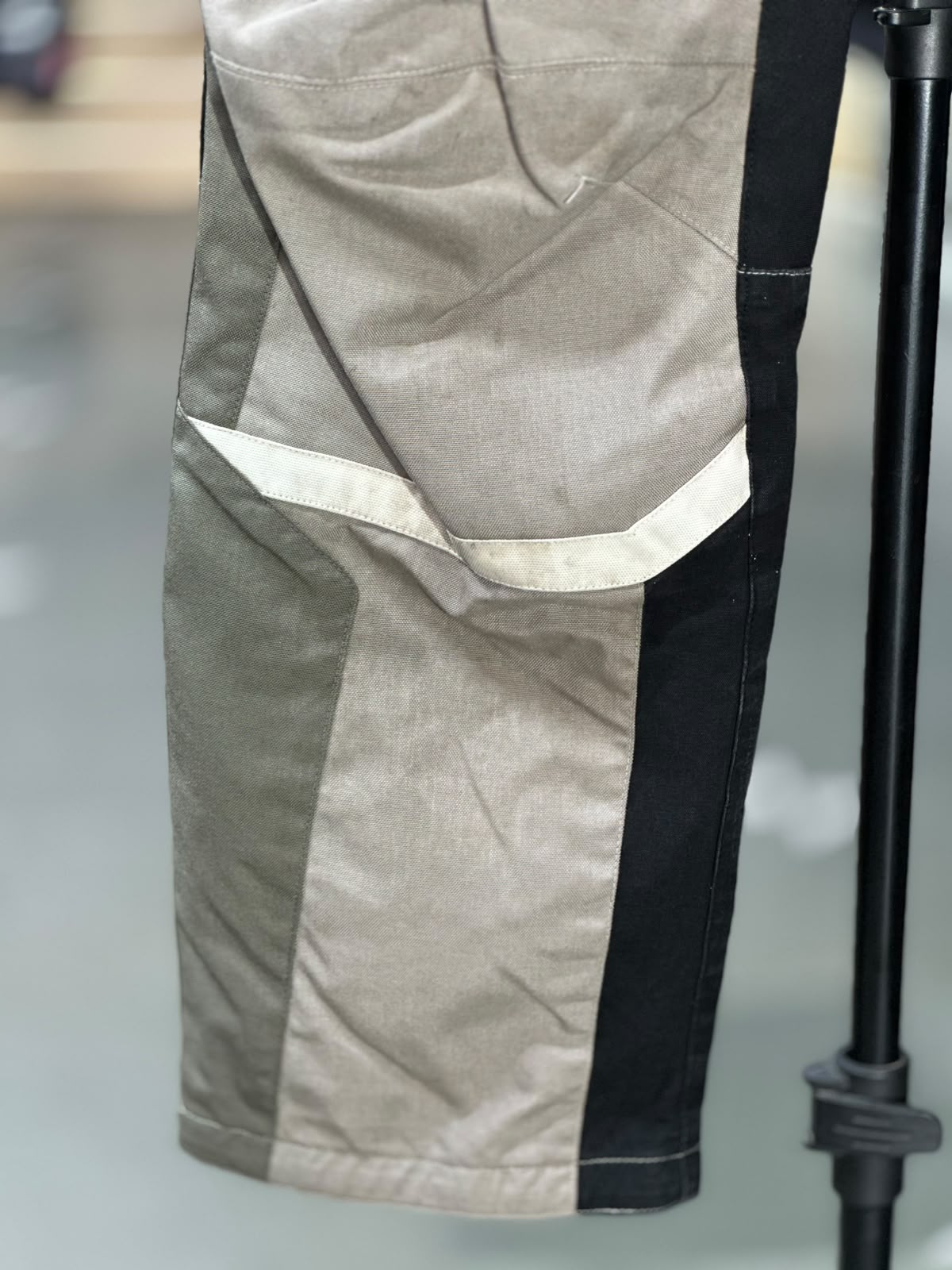 VANUCCI TOURING RIDING PANT WITH LEVEL 2 PROTECTION SIZE 38 WAIST - Image 3