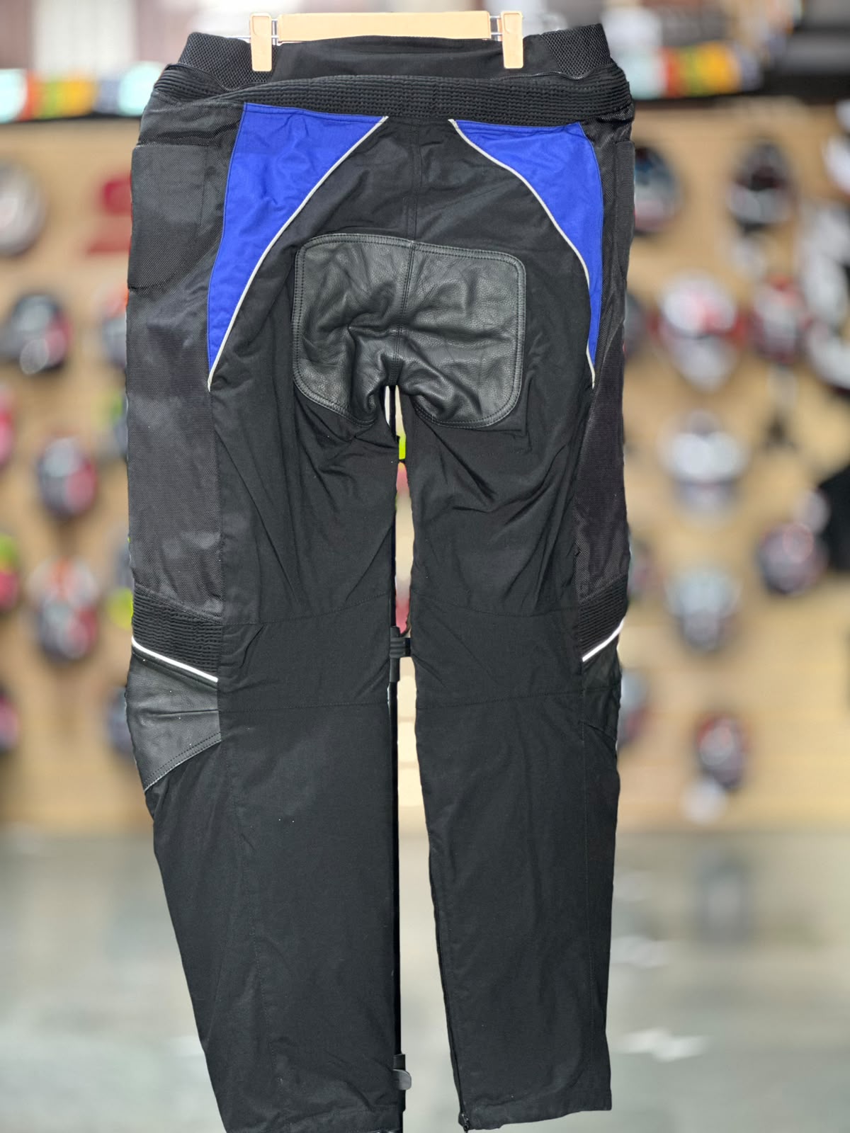 HEIN GERICKE TOURING RIDING PANT WITH LEVEL 2 PROTECTION SIZE 38 WAIST - Image 3