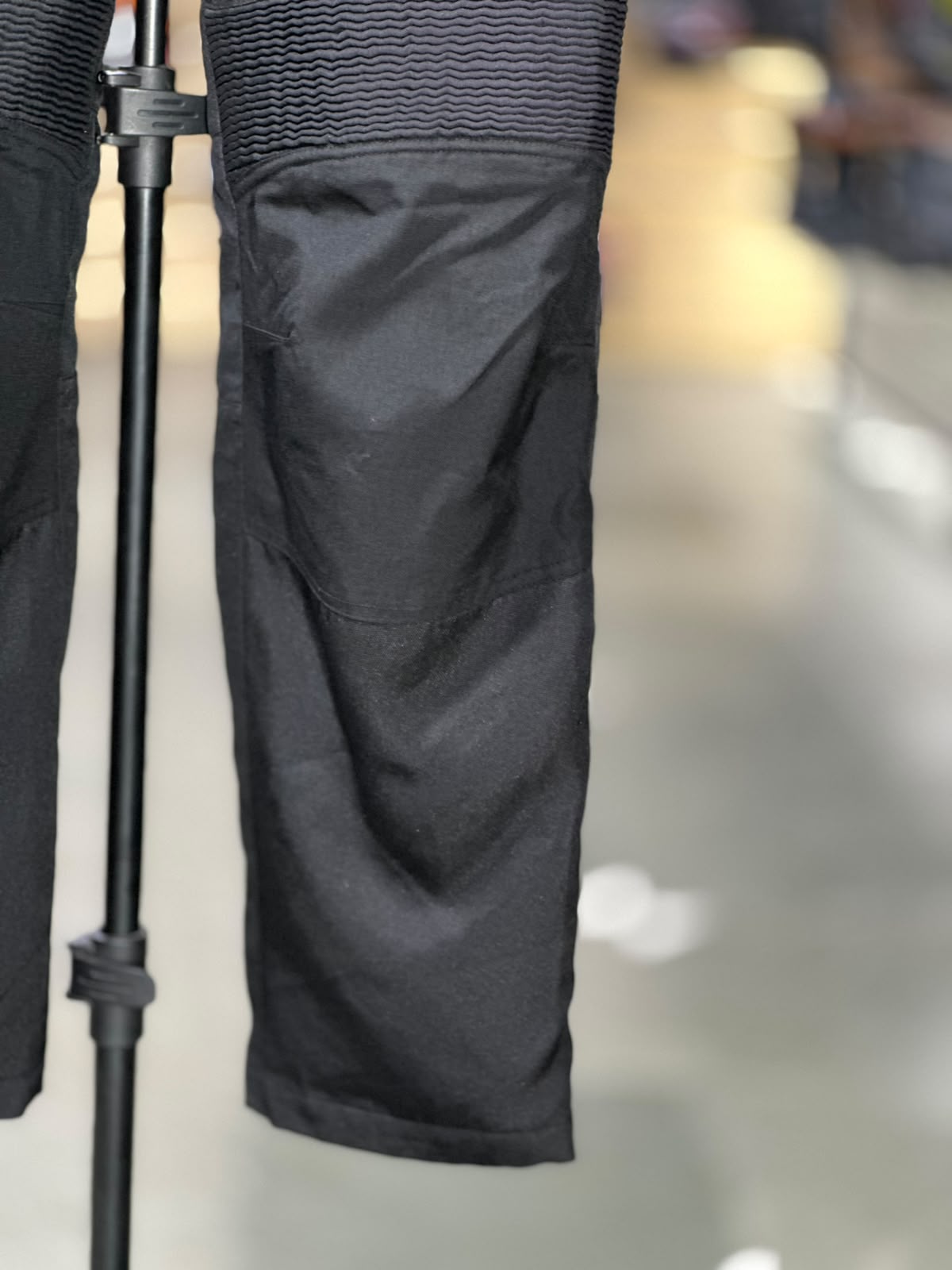 IXS TOURING RIDING PANT WITH LEVEL 2 PROTECTION SIZE 38 WAIST - Image 2