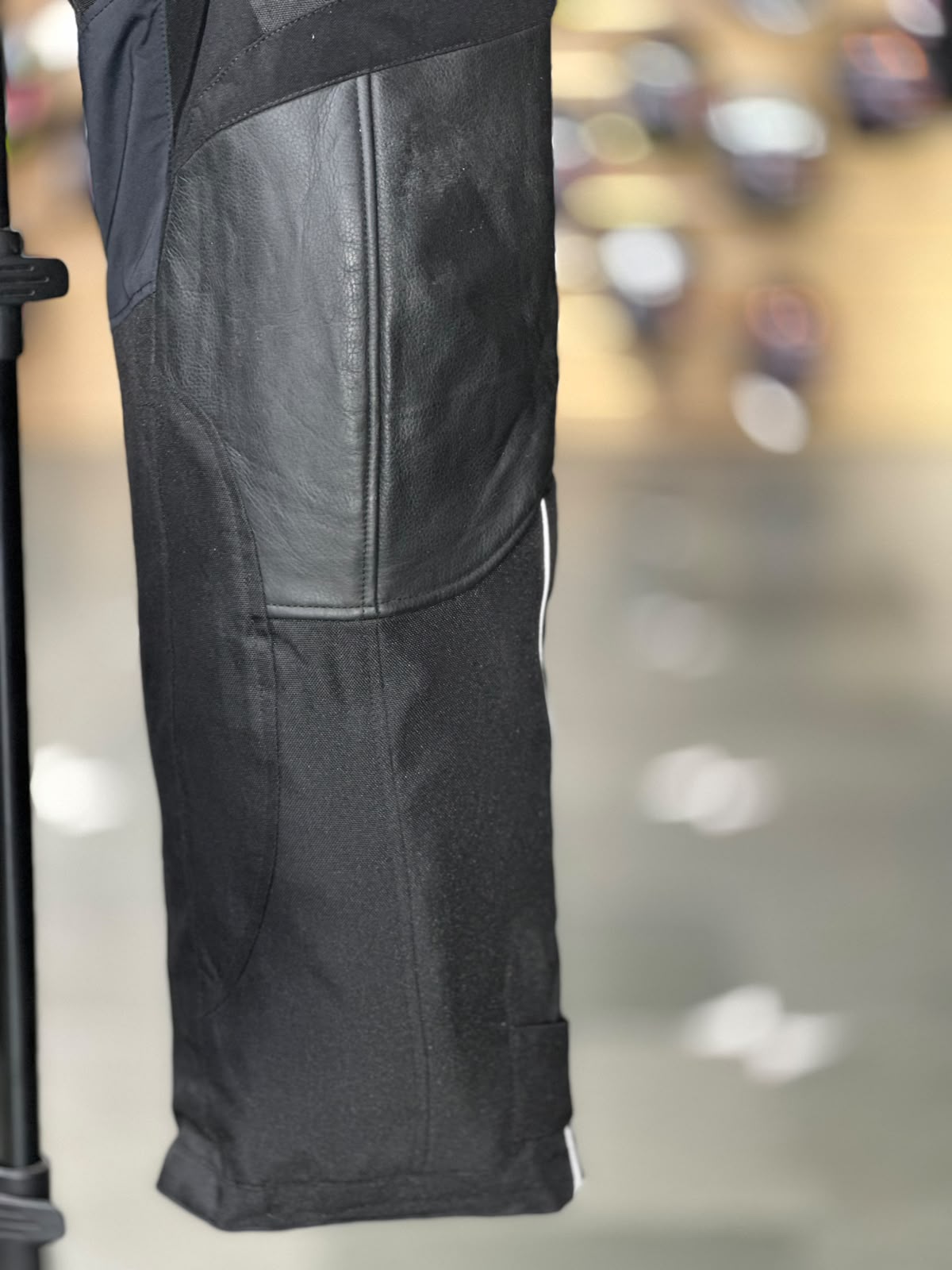 DRI-RIDER TOURING RIDING PANT WITH LEVEL 2 PROTECTION SIZE 38 WAIST - Image 6