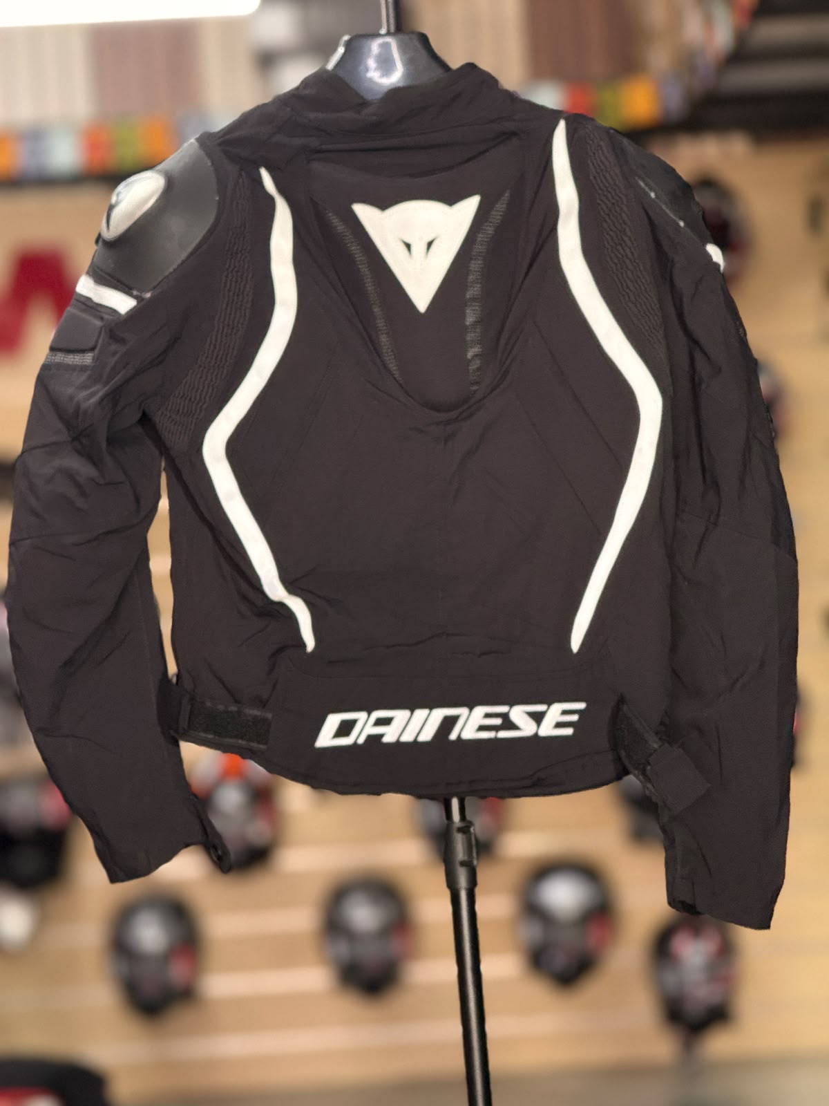 DAINESE RIDING JACKET WITH LEVEL 2 PROTECTION SIZE M ( 40 Chest) - Image 6