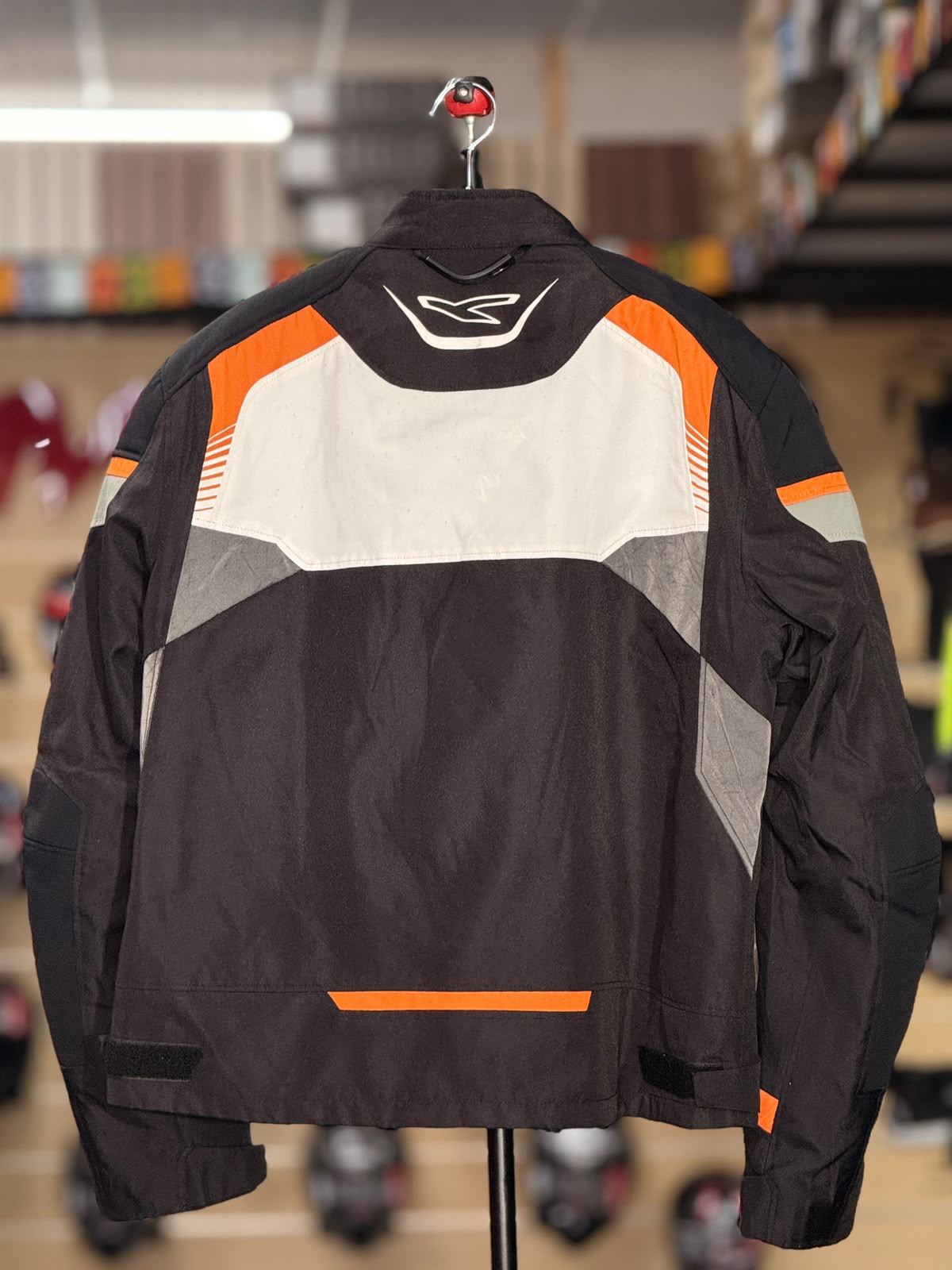 MACNA TOURING RIDING JACKET WITH LEVEL 2 PROTECTION SIZE 2XL (46 Chest) - Image 5